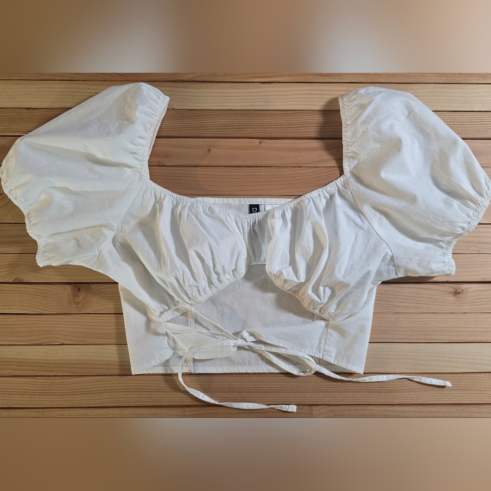 White Puff Sleeve Crop Top